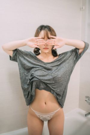 美女老师在线观看